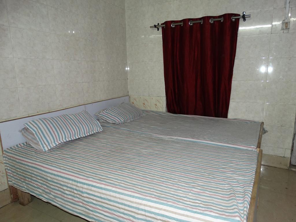 Goldy Guest House Varanasi Dış mekan fotoğraf