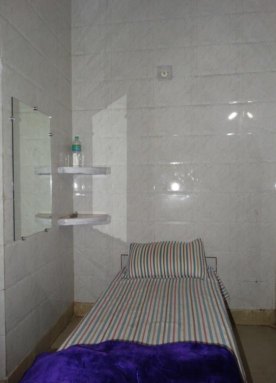 Goldy Guest House Varanasi Dış mekan fotoğraf
