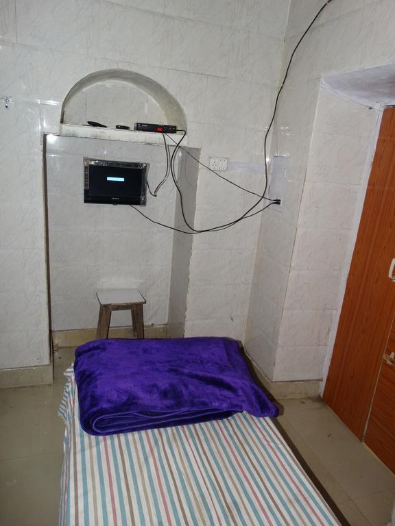 Goldy Guest House Varanasi Dış mekan fotoğraf